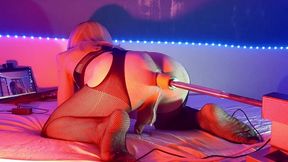 rough anal session with a big anal gaping for a cute transgirl with big ass
