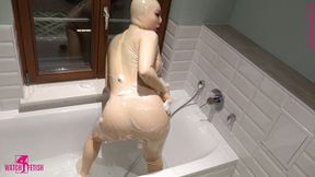 Showers and pissing in latex