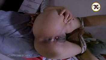 AS&Iacute_ TE GUSTA? LA HERMANA DE MI NOVIA ME ENTREGA EL CULO MIENTRAS MI NOVIA SE DUCHA