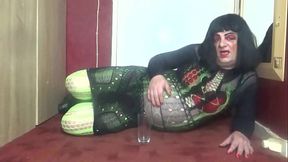 bisexual crossdresser is it me or is it that no one eles likes it because i do i love it