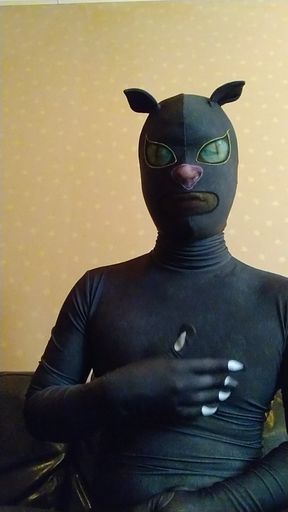 I masturbated comfortably while getting excited in a jumpsuit that could turn into a cat!
