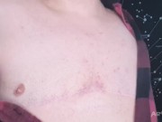 ALTERNATIVE TRANSGUY PLAYS WITH HIMSELF AND CUMS FAST - ARWENHONEYPIE