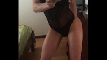 sexy shemale beautiful dancing Suzana Pires