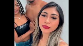 Elas acabaram comigo no men&aacute_ge Modelo(a): MayramarceleCF