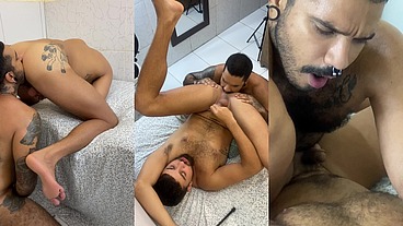 Deu em cima de mim na academia e me levou pra foder depois do treino
