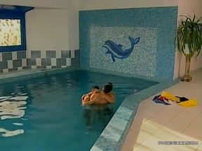 Threeway Fuck at Swimming Pool