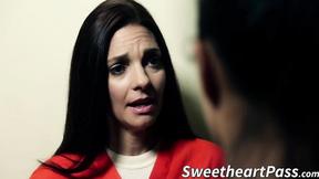 ”Natural Milf & Blonde rub each others wet muffs to climax”