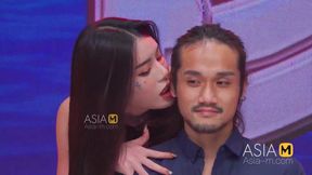 Mtvsq-0001 Sex Study Room / Season 2 Issue 8 / Caress Teasing a Grab!