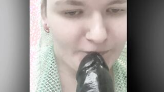 Tramp spills in 45 seconds using a wand and nine inch faux-cock