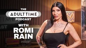 Come-hither Romi Rain at hd clip