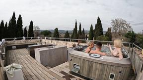 ”Nothing else than a huge dick for Ashley & Rose”