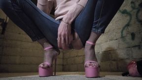 String Fuck My Jean's Barbie Trav in the Edf Room, Stiletto Heels 18cm Pink. Exhib Public Vanessabitchx