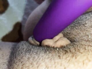 I'm testing a recent sex tool on my vagina