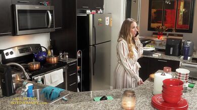 Stuff Your StepMom For Thanksgiving! Kymber Leigh - AITSF231117