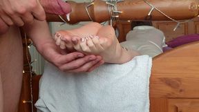Pervert Housemate Gets Caught Sniffing Her Sweaty Feet She Lets Him Cum On Her Soles