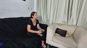 Feel all my sweat after a video game By Rosalia Peach and Sabrina Cam Babi