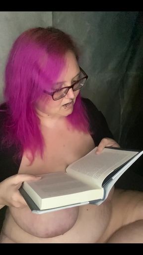 Nude Readings: Ms. Found in a Bottle