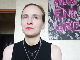 СУЧИЙ РАЗЪЕБ: ДОМИНА МОРАЛЬНО УНИЖАЕТ СЛАБЫХ МУЖИКОВ