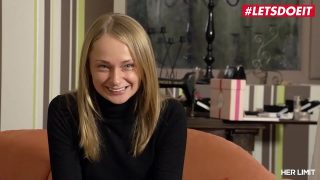 Хардкорное видео с натуральной грудью и большой задницей Иваны Шугар, которая получает грубый анальный трах от большого члена