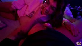 red: japo veio brincar bem gostoso e fudeu minha garganta ate gozar