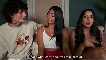 Stepson convinces his girlfriend and his stepmother to have a threesome - Lina Henao, Jordy Fabian &amp_ Veronica Montiel