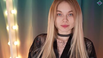 Karneli Bandi's Petite Pleasure: A Blonde Blowjob Bonanza