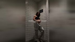 Leaking my Pussy on Tiktok: Naked Pussy for Followers