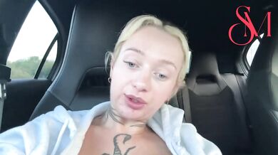 Blonde tattooed Brit gets filthy in parked car solo