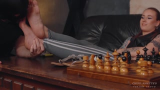 Dirty grey soles - Mistress Anette - Minnie Manga - Foot domination - Foot worship - Dirty foot