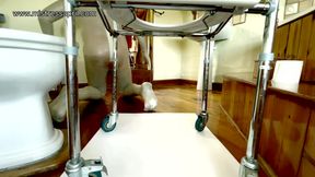Dominatrix mistress April - Slaves morning duties