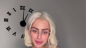 Social Media Creator @ilovealana @Showing Boobs and #Big Boobs #Blonde #Solo #Glasses hot sex hardcore | Tik.Porn