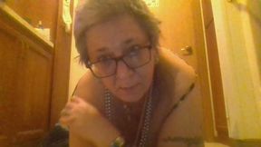 leopard print night gown and pink dildo tight pussy