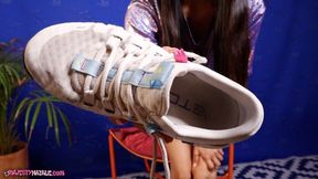 PAYPIGS DONT GET PUSSY INSTEAD THEY HAVE SEX WITH MY SHOE!!!