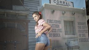 438 - Serina Gomez