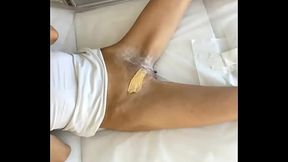 SugarNadya waxes her frisky pussy, foot fetish