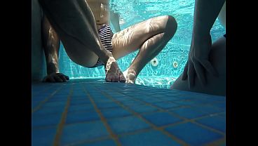 Stepdad and Son Finally Alone in the Home Jacuzzi