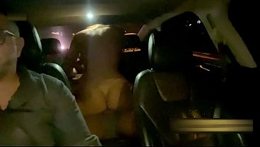 CornUber - Marido corno chama amigo bbc para dar um trato na esposinha safada hotwife - Corno fica orgulhoso da puta que tem.