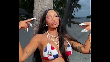 Cardi b