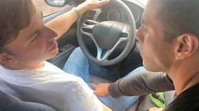 Str8 Latino Taxi Driver Jonas Matt Gets Seduced by Francis Luke