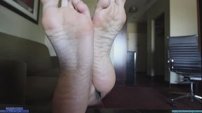 Soles in the Frame (Avina)