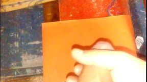 masturbandome hasta botar lechita