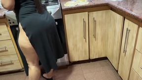 Hot Huge Ass MILF Unsatisfied Seduces Stranger. Roleplay