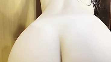 Jovencita Culona me da ricos sentones, me encanta ese culo