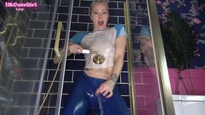 Wet Leggings Shower JOI – Begging for Cum on My Bum - MP4