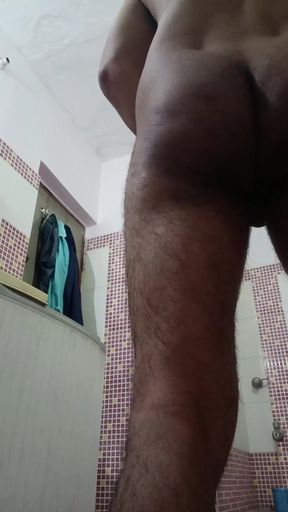 Desi Indian Man Enjoy Masterbation with Friends and Live Show
