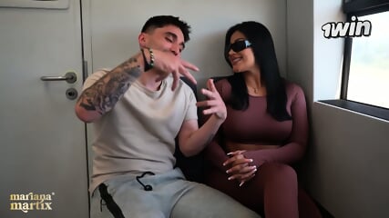 Colombiana Culona Se Folla A Extrao Que Conoce En El Tren - Mariana Martix & Papi Rodriguez