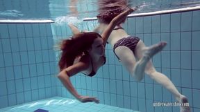 ”Astonishing babes swimming without clothes & have fun”