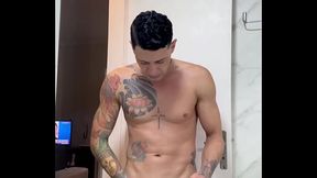 Fiz minha Barba e depilei o saco