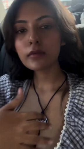 Indian beauty with big tits shows off her solo act