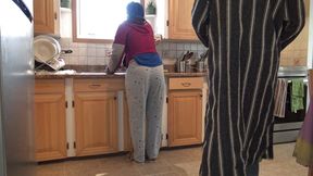 Moroccan Wife Gets Creampie Doggystyle Quickie in the Kitchen